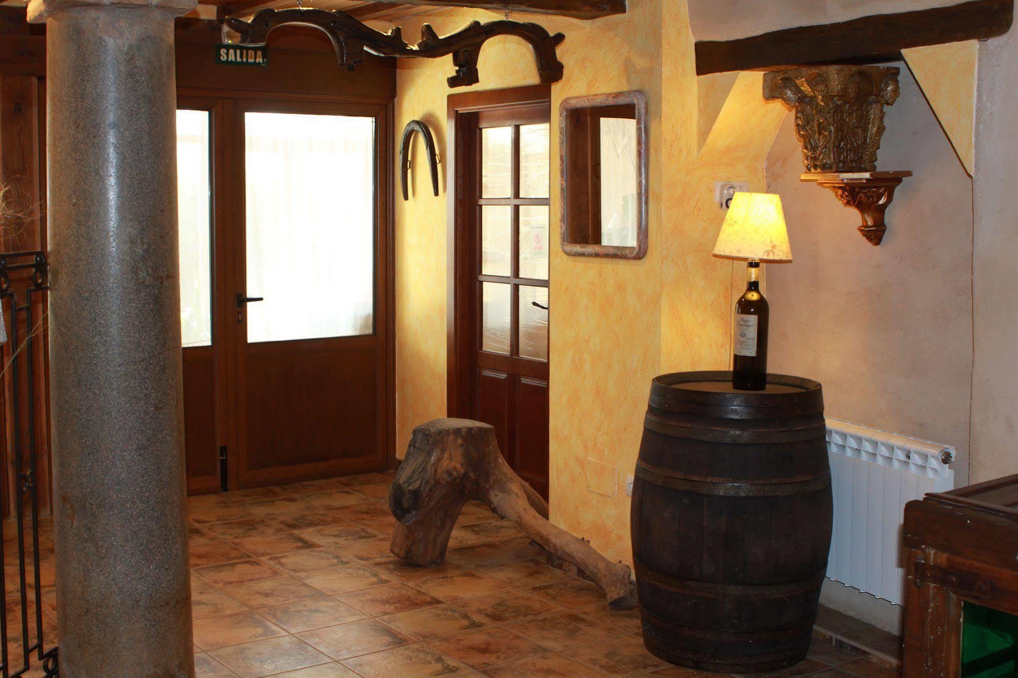 Hotel El Jardin De La Huerta Sahagún Zewnętrze zdjęcie